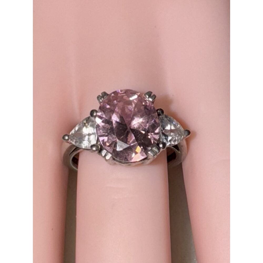 925 Sterling Silver Large Pink Center Stone Clear Side Stone Accents Ring Sz 7